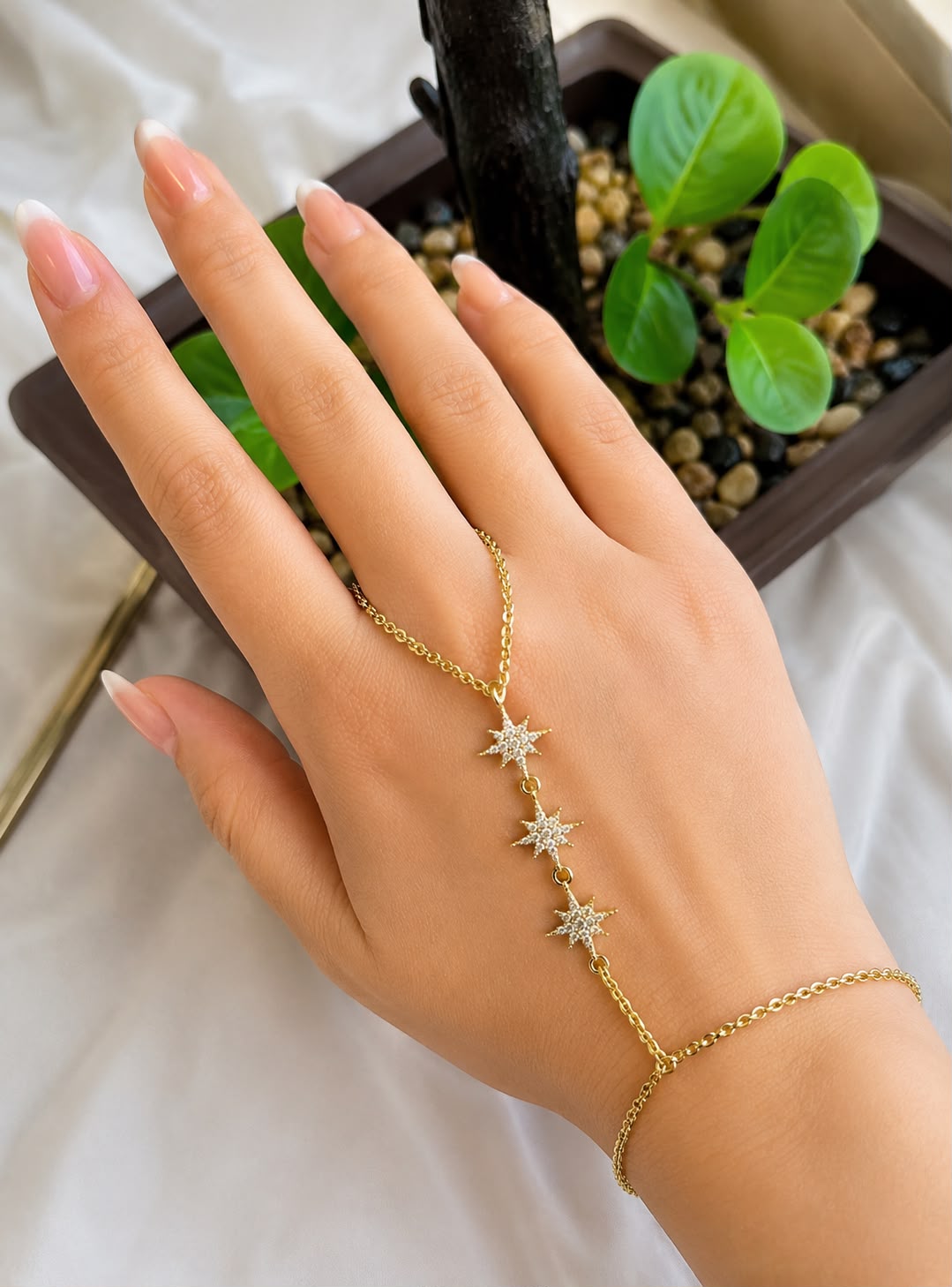 white strass space star gold hand chain bracelet