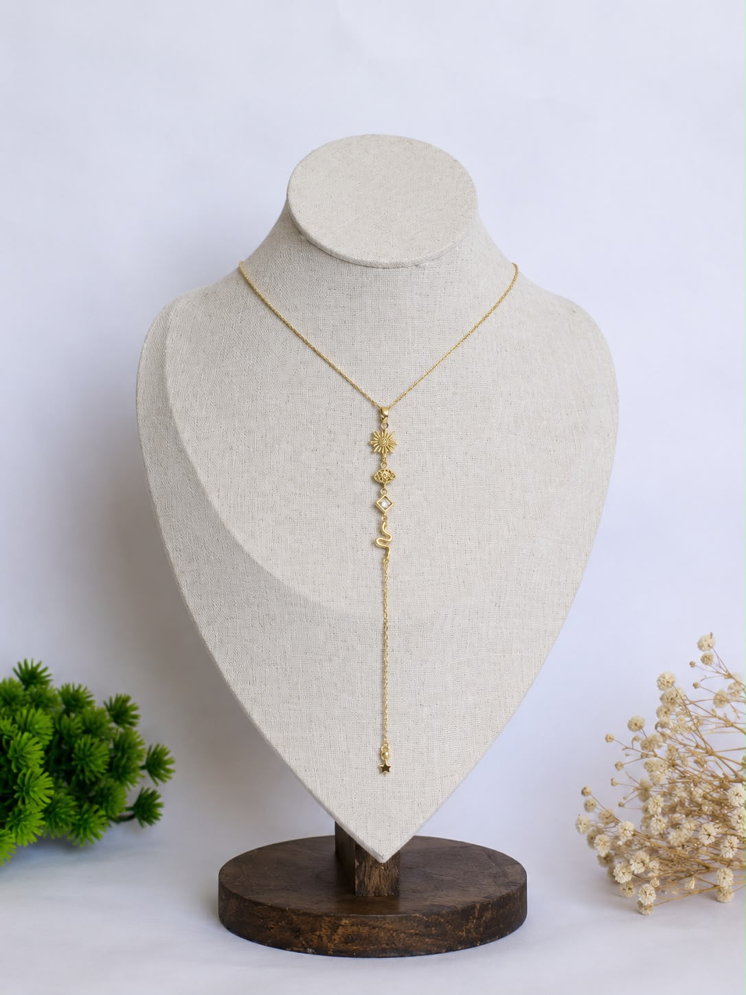 white strass charms drop necklace